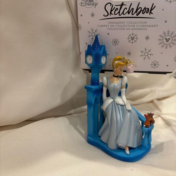 Disney Store Artist Sketchbook Princess Cinderella Figurine Ornament NWT - Picture 4 of 8